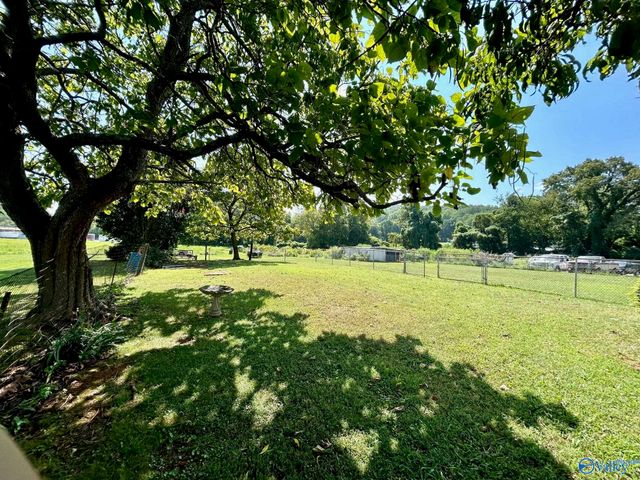 4718 Meridian Street, Huntsville, AL 35811