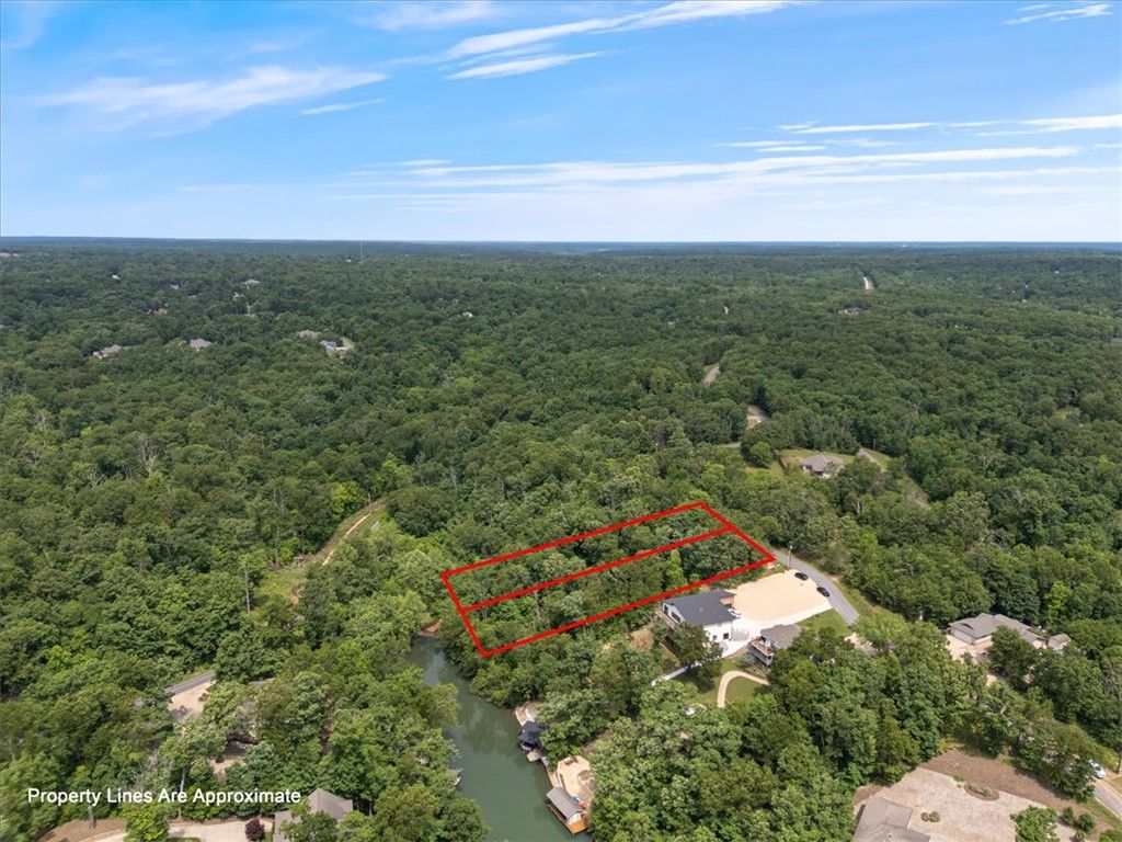 Dunkeld Drive, Bella Vista, AR 72715