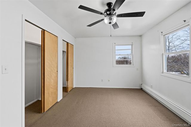 22 Woodcrest Road, Hicksville, NY 11801