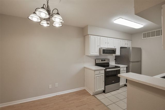 12955 Woodforest Boulevard 14, Houston, TX 77015