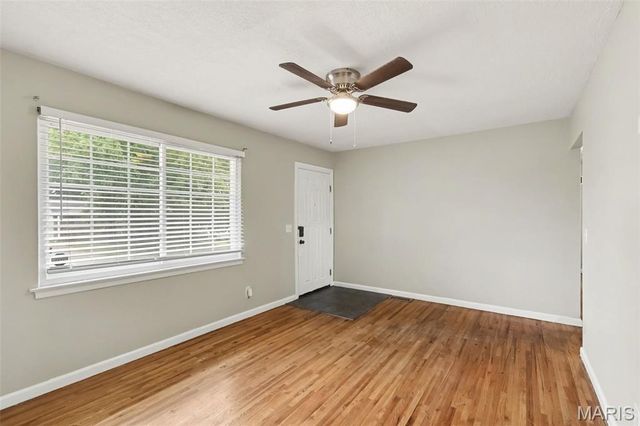 5329 Ville Angela Lane, Hazelwood, MO 63042