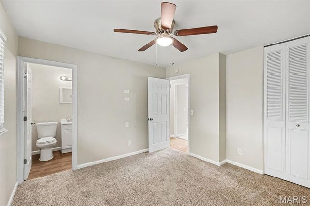 5329 Ville Angela Lane, Hazelwood, MO 63042