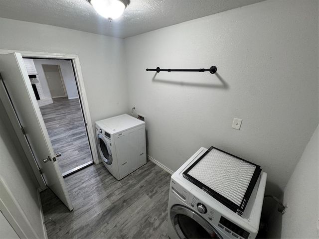 3227 Fern Rock Drive, La Porte, TX 77571