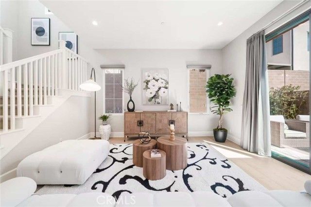 117 Donati, Irvine, CA 92602