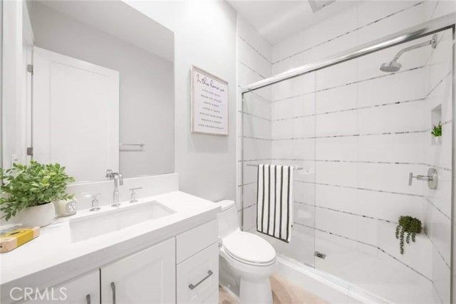 117 Donati, Irvine, CA 92602