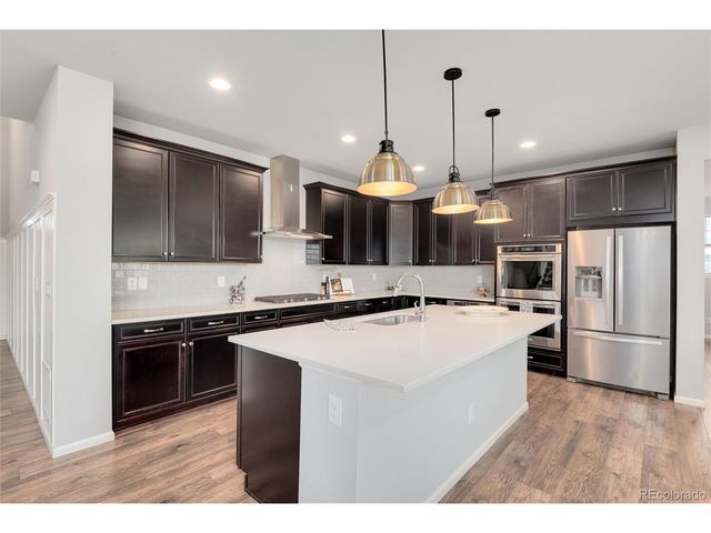 26902 E Ottawa Pl, Aurora, CO 80016