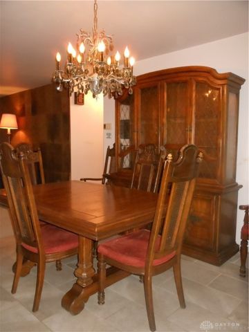 7644 Walmac, Huber Heights, OH 45424