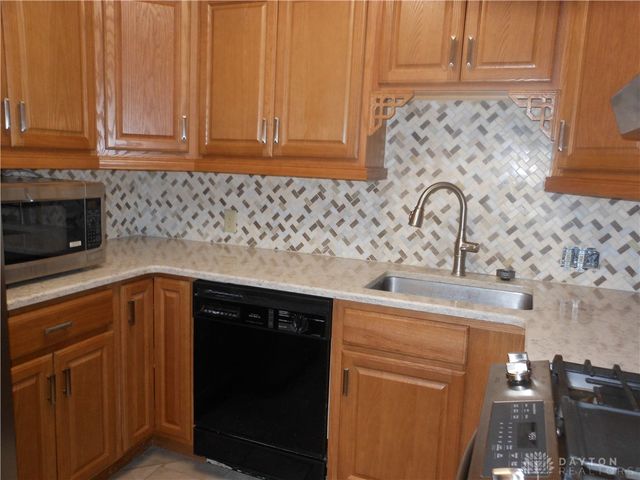 7644 Walmac, Huber Heights, OH 45424