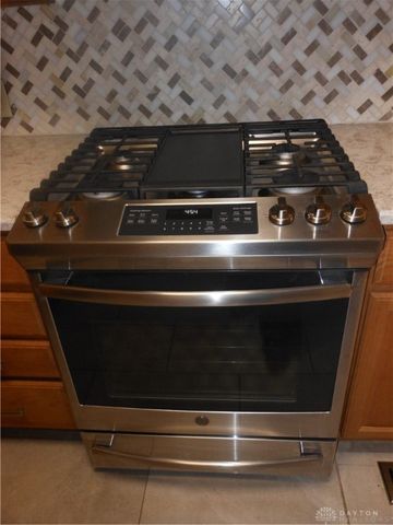 7644 Walmac, Huber Heights, OH 45424