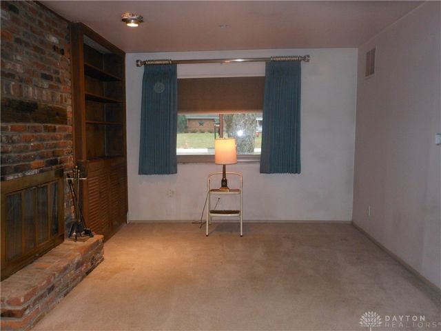 7644 Walmac, Huber Heights, OH 45424