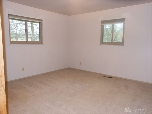 7644 Walmac, Huber Heights, OH 45424