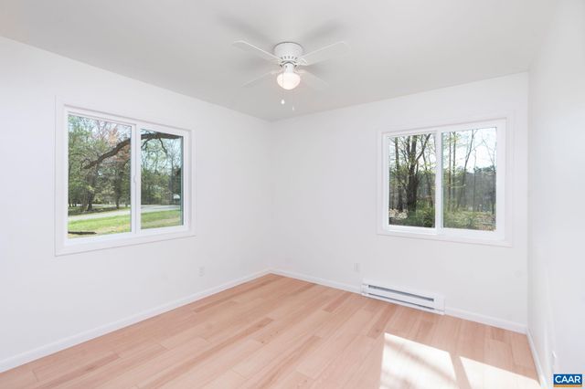 375 FENCE RD, Earlysville, VA 22936