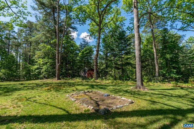 375 FENCE RD, Earlysville, VA 22936