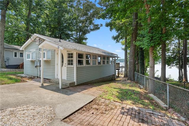 191 Shoreline Drive, Lexington, NC 27292