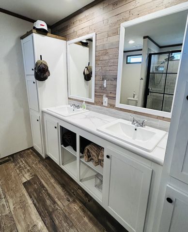 112 Carter Ln, Castalian Springs, TN 37031