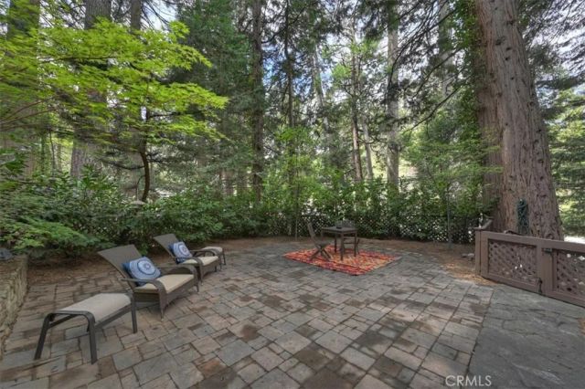 27331 State Highway 189, Blue Jay, CA 92317