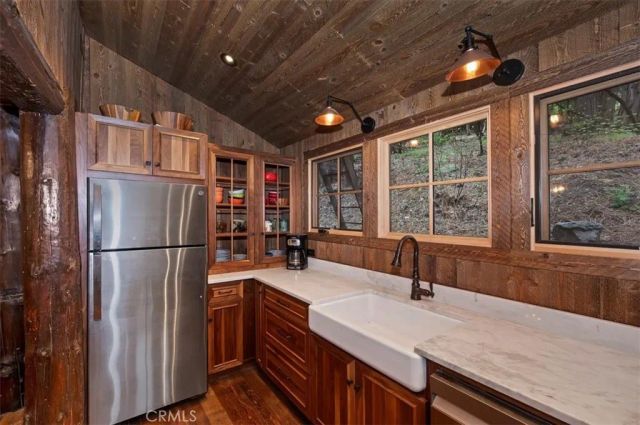 27331 State Highway 189, Blue Jay, CA 92317