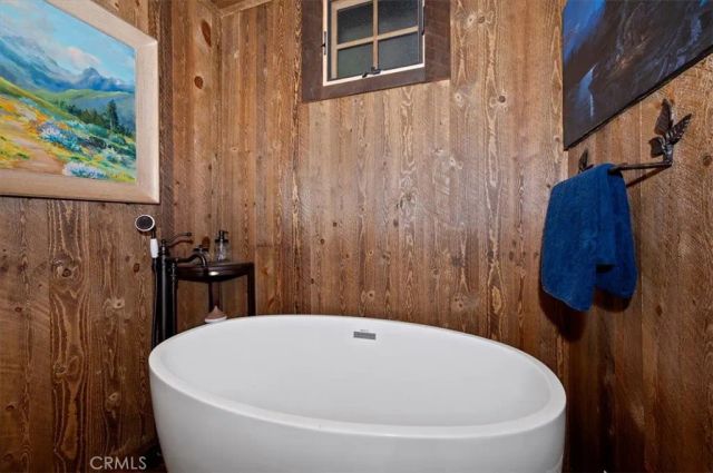 27331 State Highway 189, Blue Jay, CA 92317