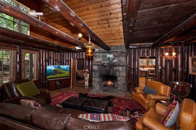 27331 State Highway 189, Blue Jay, CA 92317