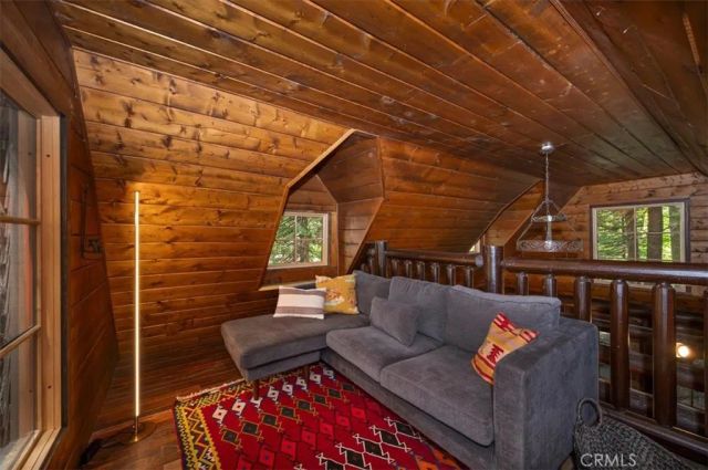 27331 State Highway 189, Blue Jay, CA 92317
