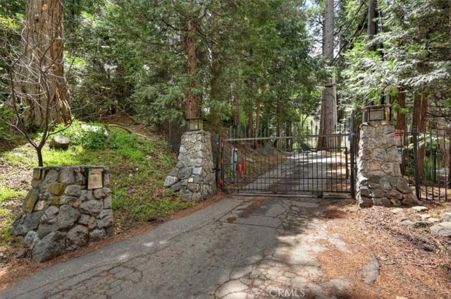 27331 State Highway 189, Blue Jay, CA 92317