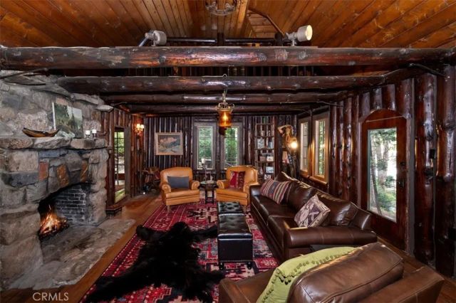 27331 State Highway 189, Blue Jay, CA 92317