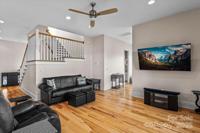 139 Long Cove Lane, Mooresville, NC 28117