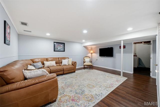 838 Winesap Lane, Kirkwood, MO 63122