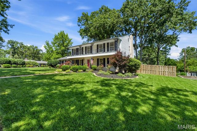 838 Winesap Lane, Kirkwood, MO 63122
