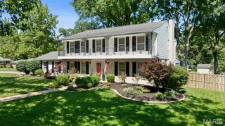 838 Winesap Lane, Kirkwood, MO 63122