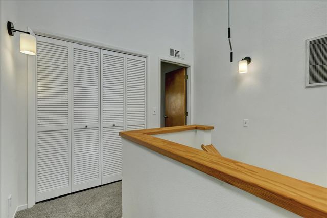 111 Solar Dr, Grass Valley, CA 95945