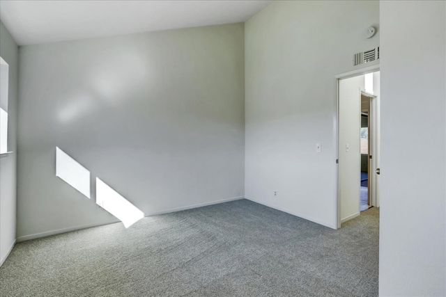 111 Solar Dr, Grass Valley, CA 95945