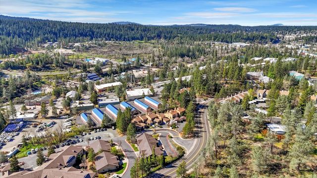 111 Solar Dr, Grass Valley, CA 95945