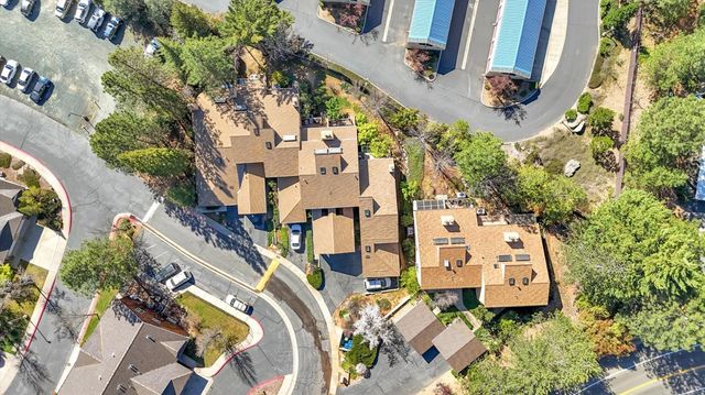 111 Solar Dr, Grass Valley, CA 95945