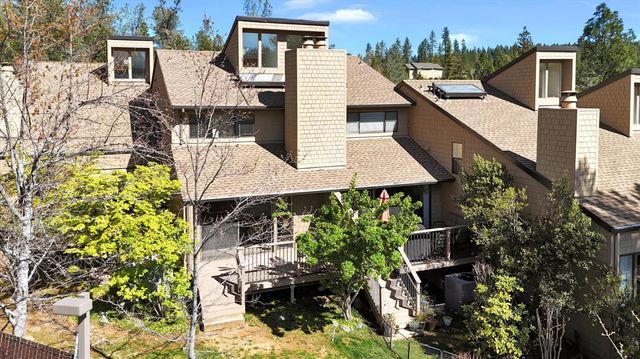 111 Solar Dr, Grass Valley, CA 95945