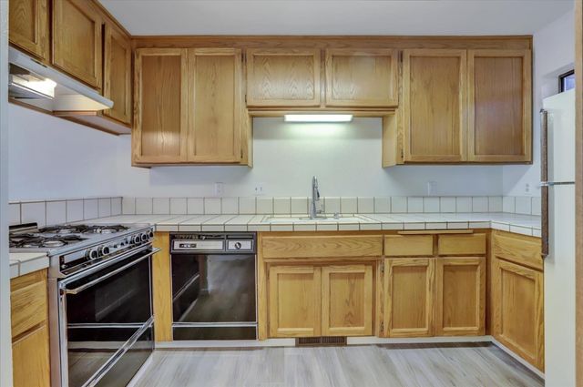 111 Solar Dr, Grass Valley, CA 95945