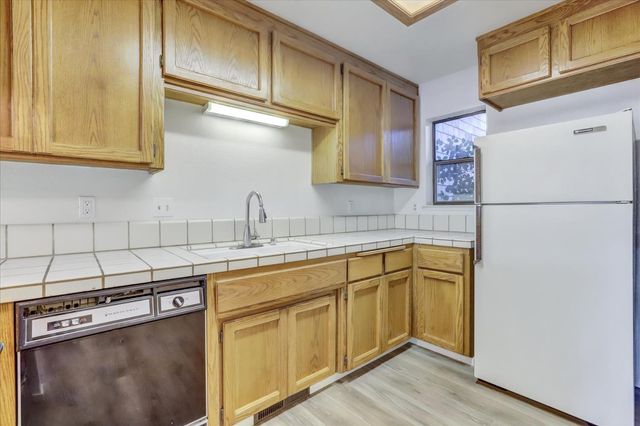 111 Solar Dr, Grass Valley, CA 95945