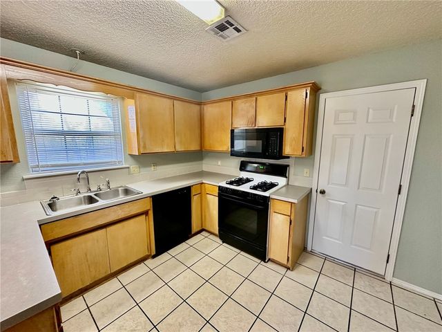 639 E Hwy 264 E., Springdale, AR 72764