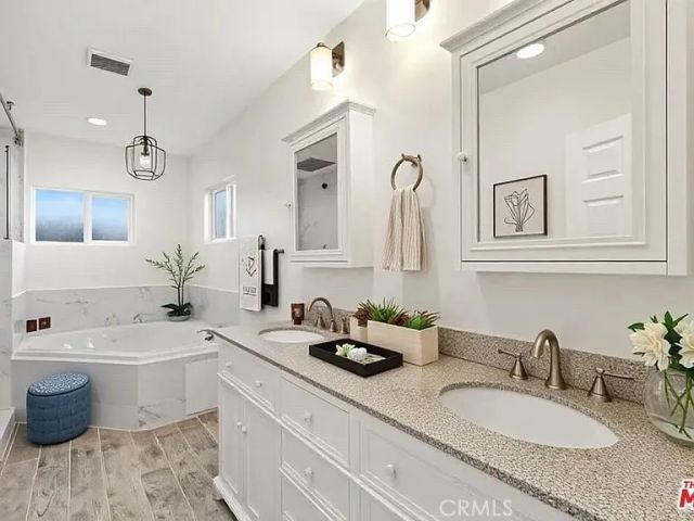 5718 Linden, Long Beach, CA 90805