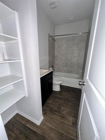 12310 New River Trail, Conroe, TX 77384