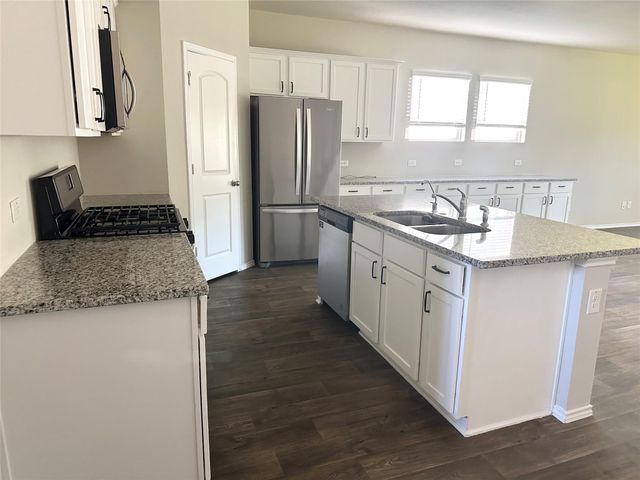 12310 New River Trail, Conroe, TX 77384