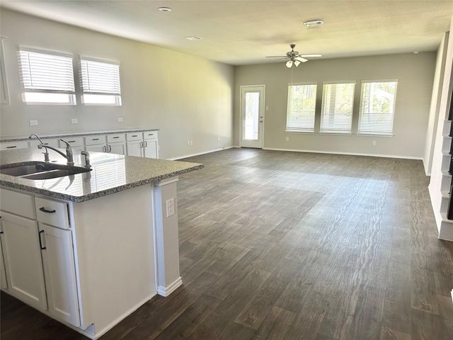 12310 New River Trail, Conroe, TX 77384