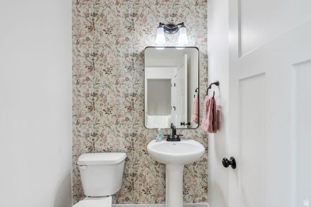 297 E 370 N, Vineyard, UT 84059