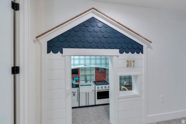 297 E 370 N, Vineyard, UT 84059