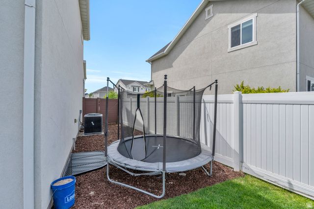 297 E 370 N, Vineyard, UT 84059