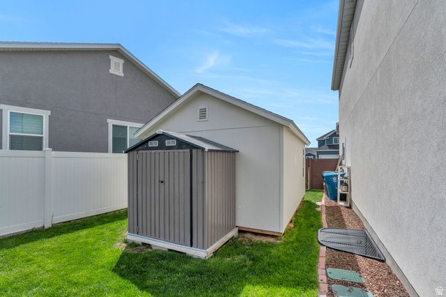 297 E 370 N, Vineyard, UT 84059