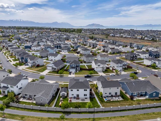 297 E 370 N, Vineyard, UT 84059