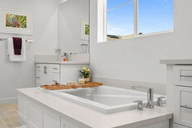 105 S Nevada Ave., Ventura, CA 93004