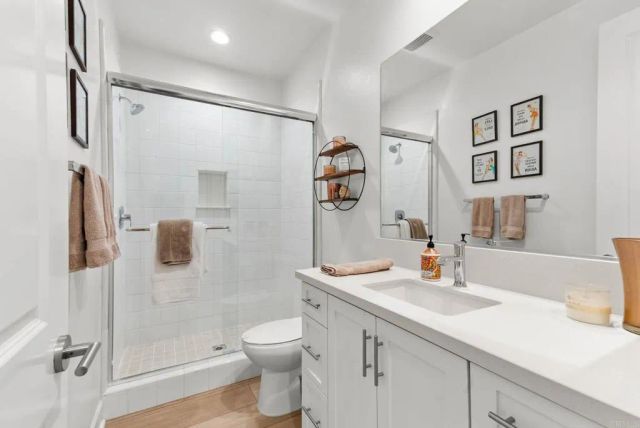 105 S Nevada Ave., Ventura, CA 93004
