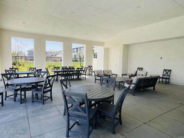 105 S Nevada Ave., Ventura, CA 93004
